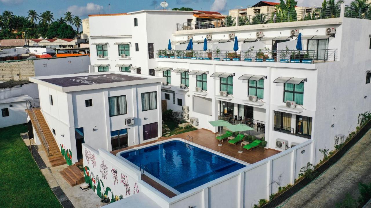 Robert'S Hotel Abidjan Bagian luar foto