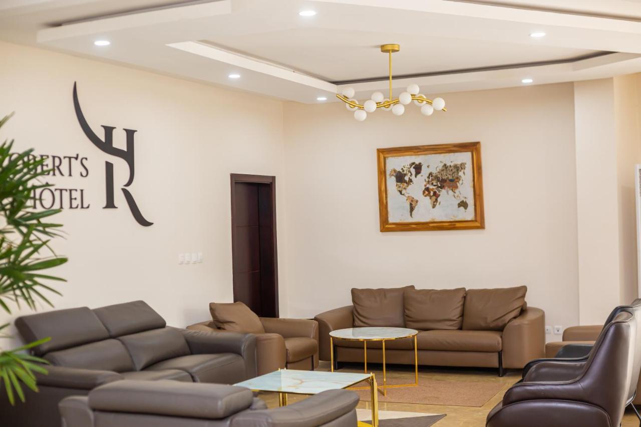 Robert'S Hotel Abidjan Bagian luar foto