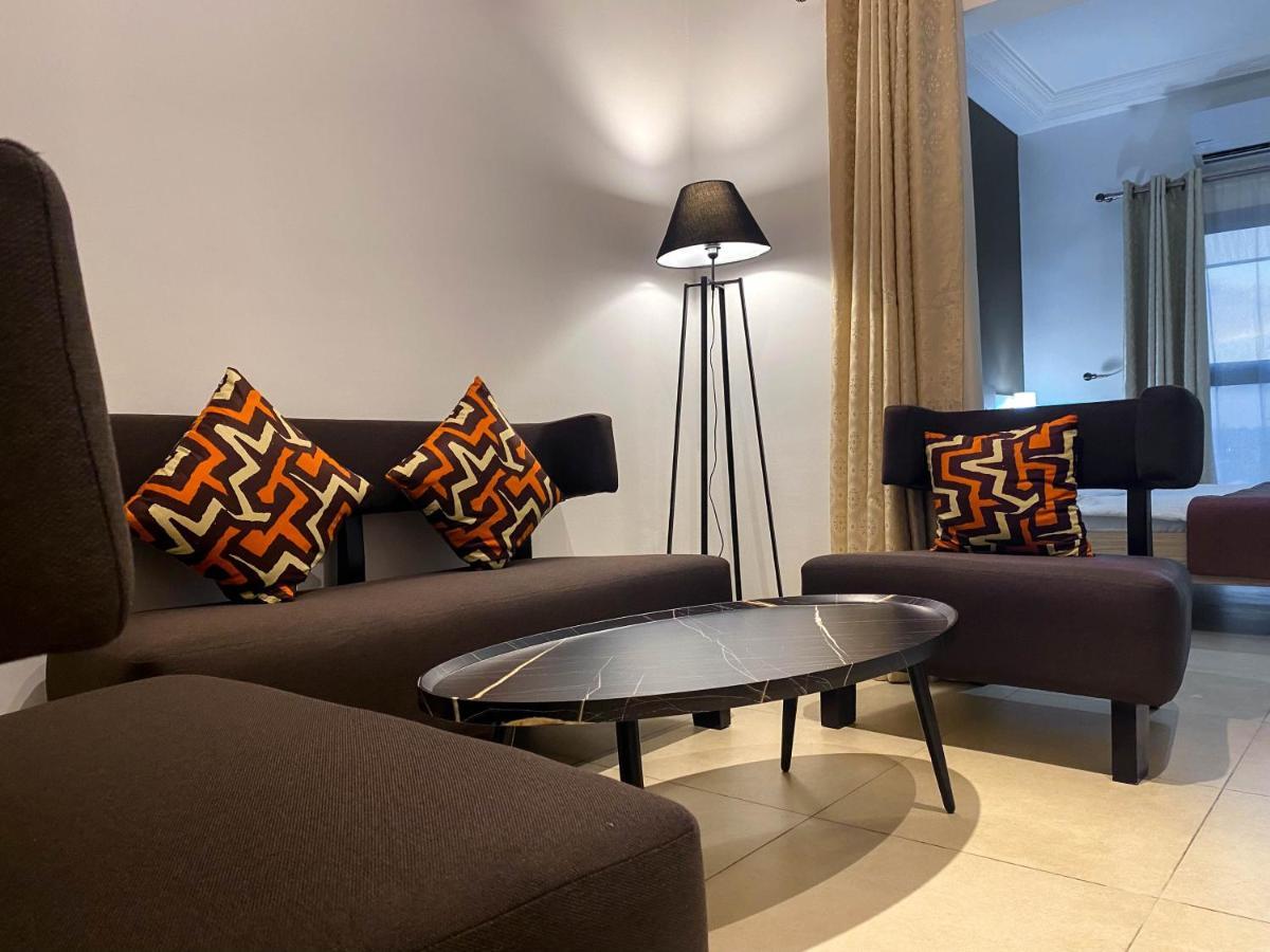 Robert'S Hotel Abidjan Bagian luar foto