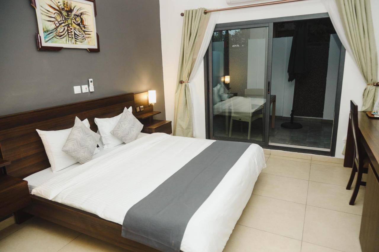 Robert'S Hotel Abidjan Bagian luar foto